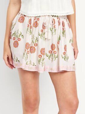 Old Navy High-Waisted Volume Flounce Shorts -- 2.5-inch inseam NWOT